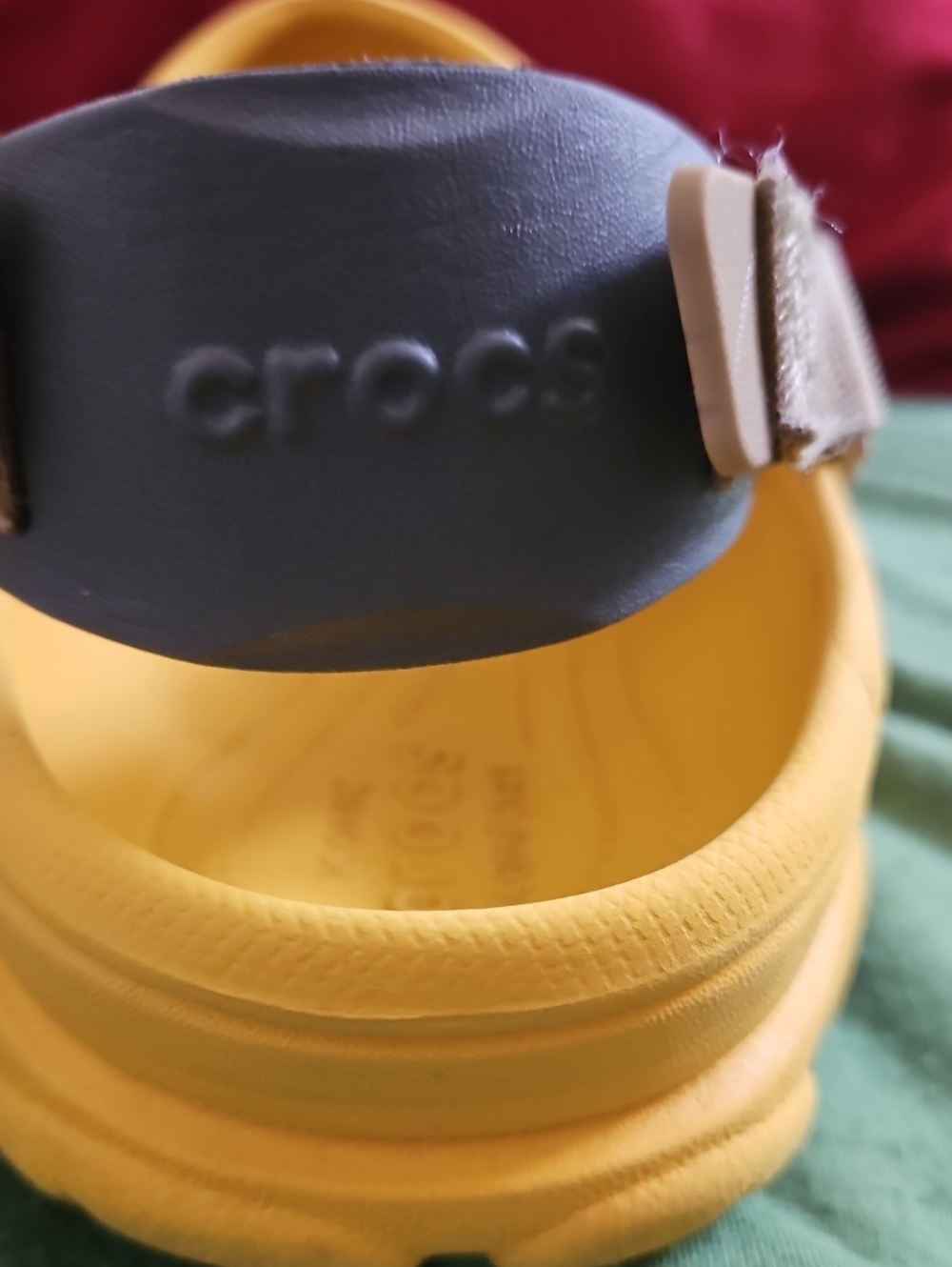 Crocs Mens 8/Womens 10..Good Used Shape..These Single Owner . - Picture 8 of 11